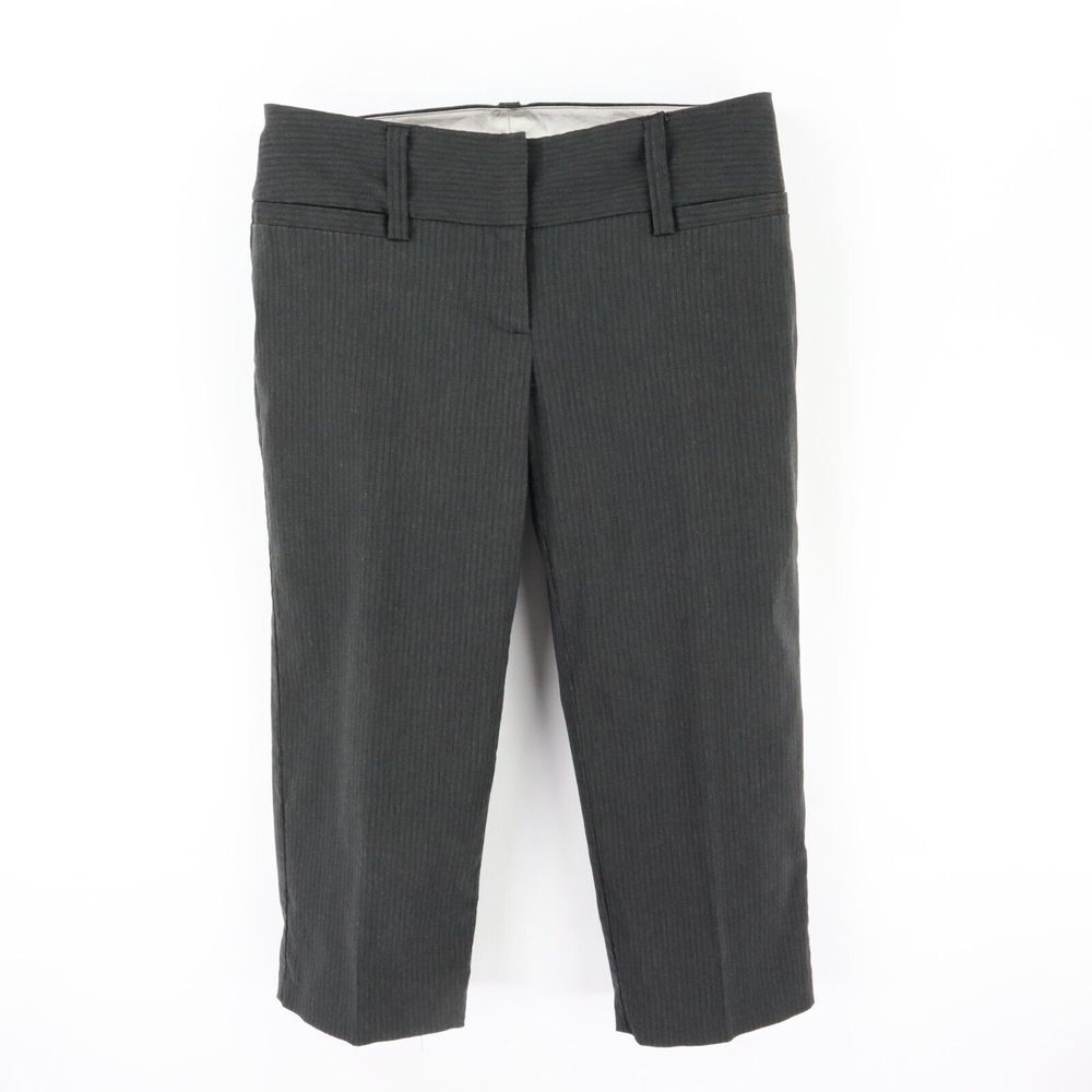 Maurices Capri Pant Womens Size 9/10 Gray Subtle Stripes Poly Blend Faux Pockets